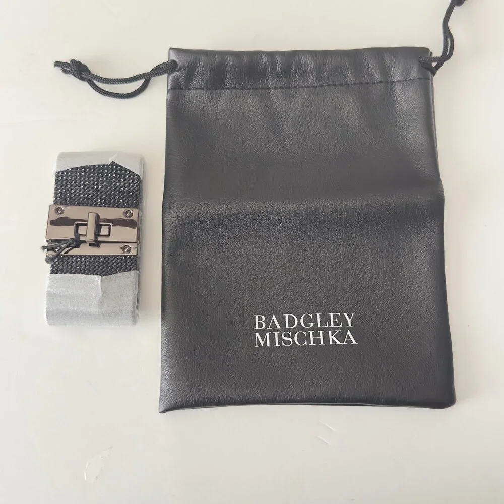 Badgley Mischka Womens Black Mesh Belt Silver Buckle With Dust Bag